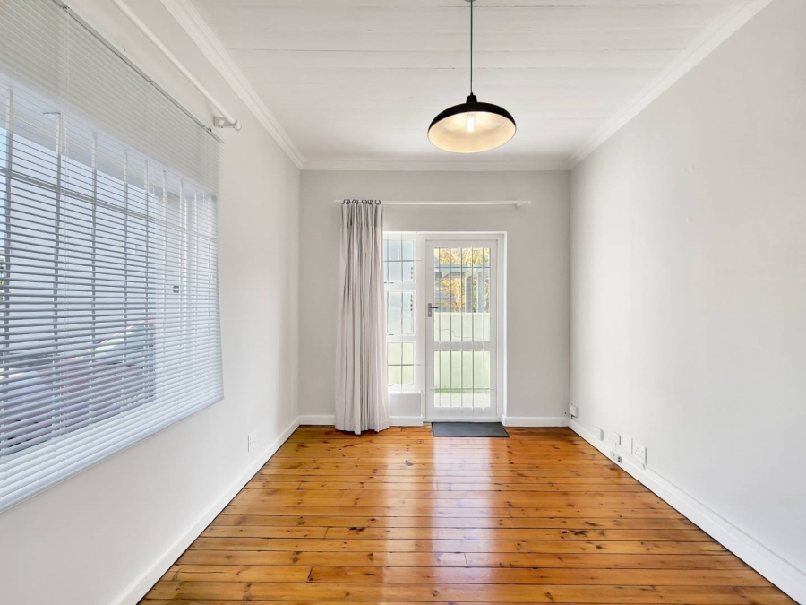 2 Bedroom Property for Sale in Zonnebloem Western Cape